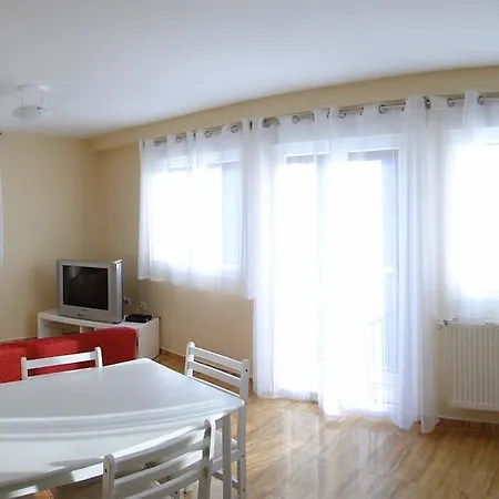 Apartamentos Enériz Habitación foto